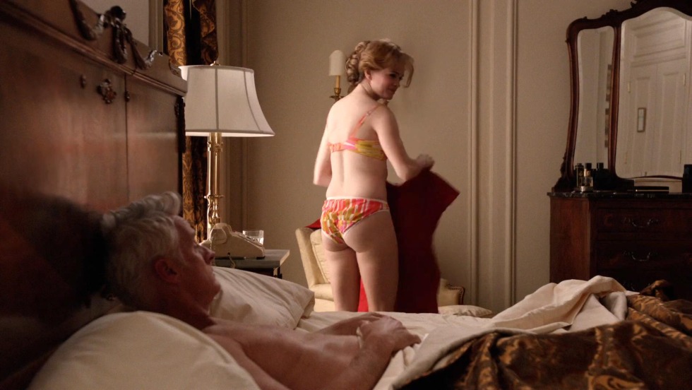 Naked Will Holland, Emily Bett Ricards