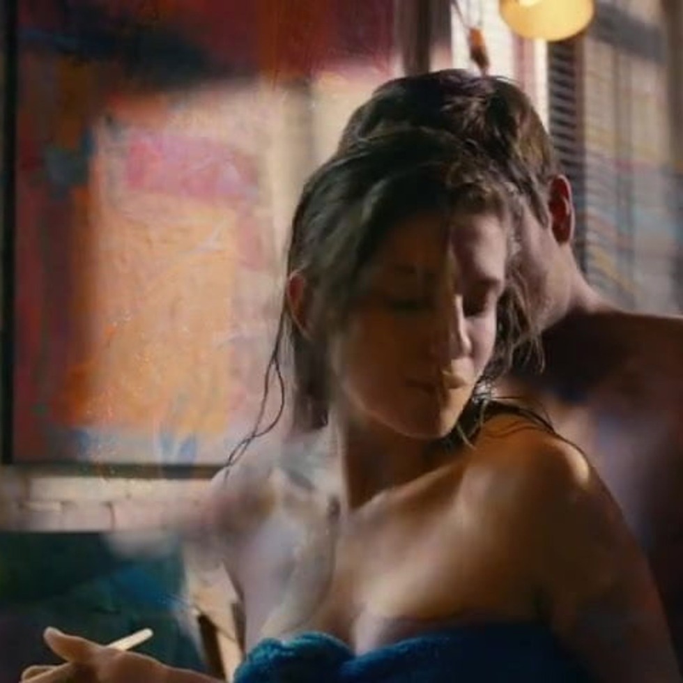 Anne Hathaway Erotic scenes