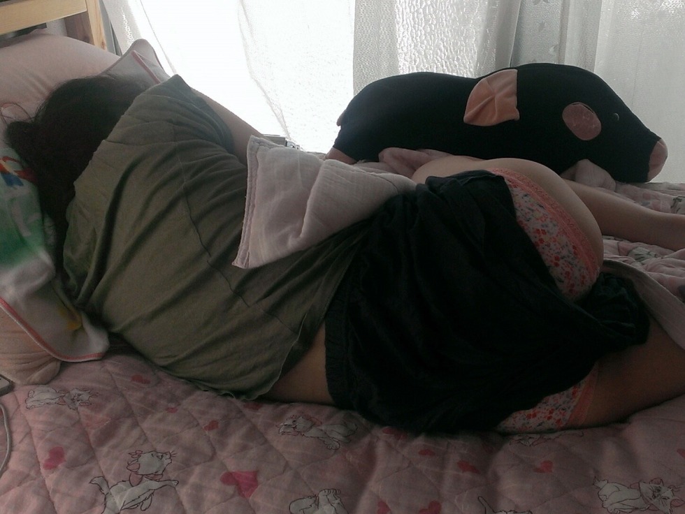 Wife sleeps naked homemade