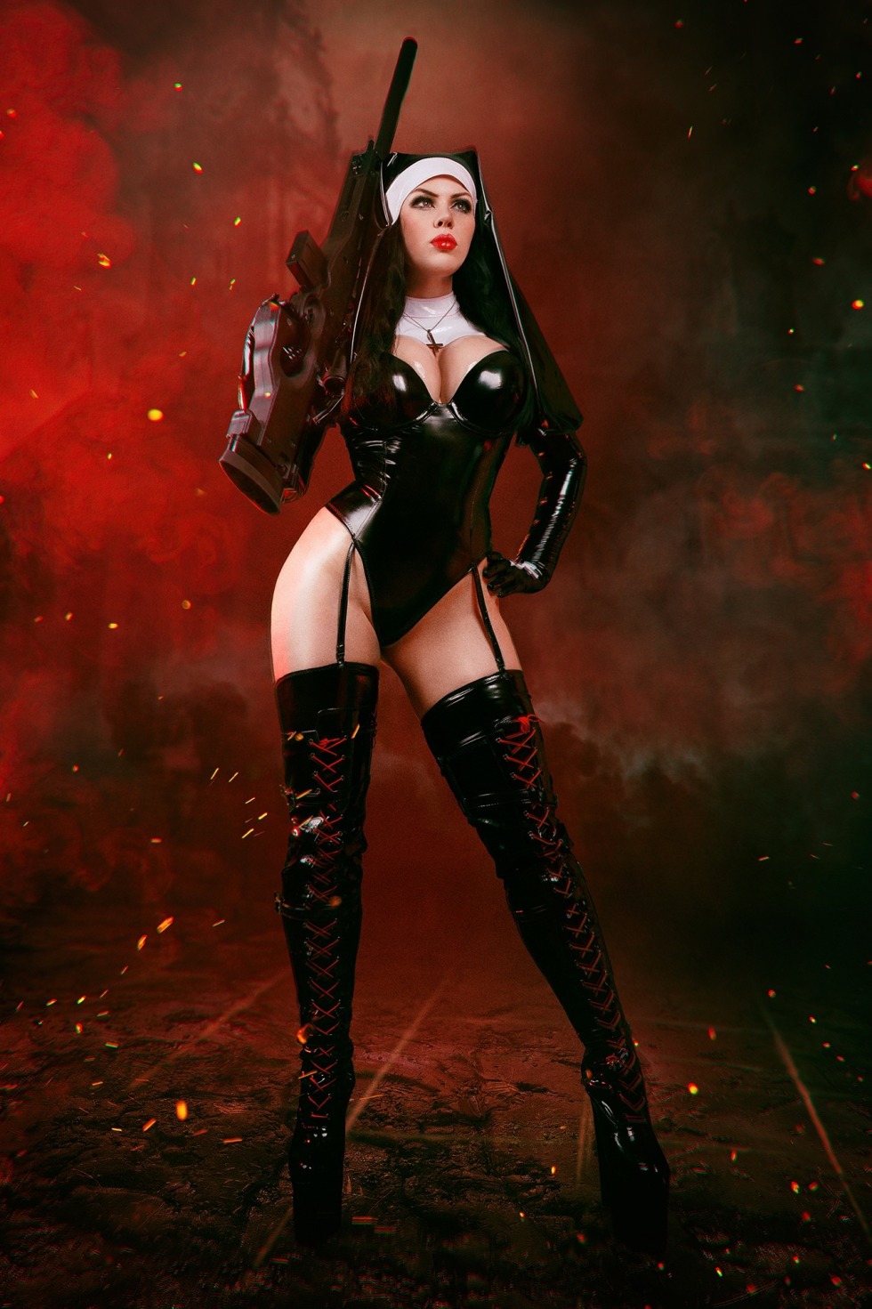 Carrie Enn Moss Matrix Nude