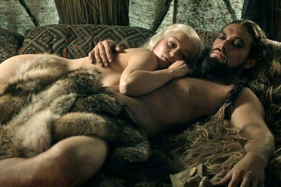 Emilia Clark Game of Thrones Naked