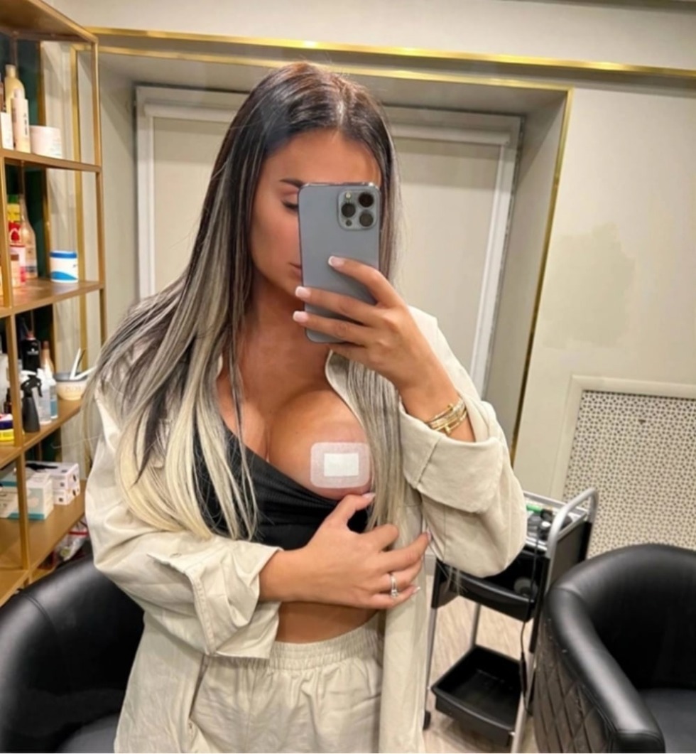 Women with a big bust