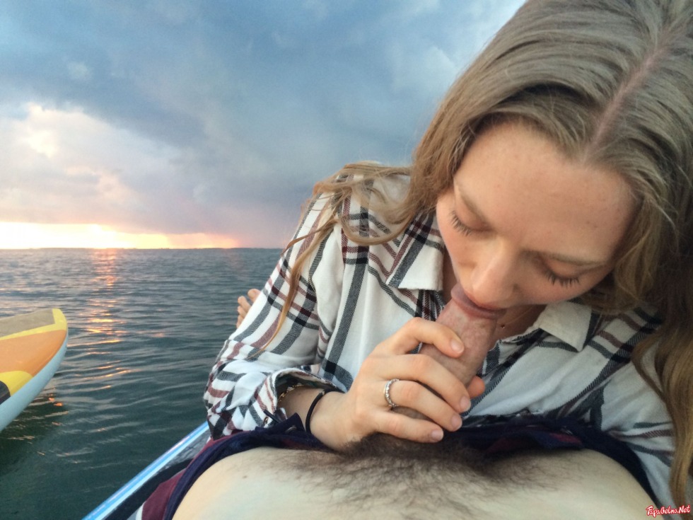 Actress Amanda Seyfrid naked