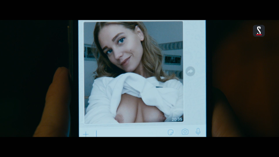 Christina Asmus naked text