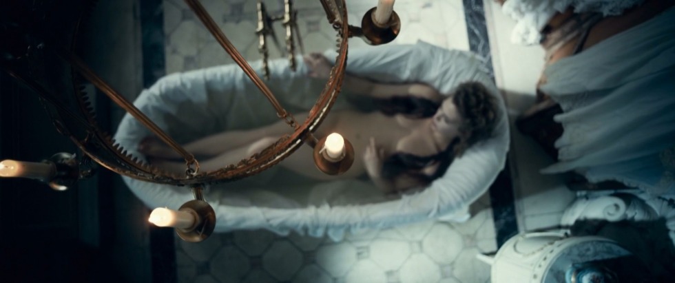 Julia Franz Gogol bed stage