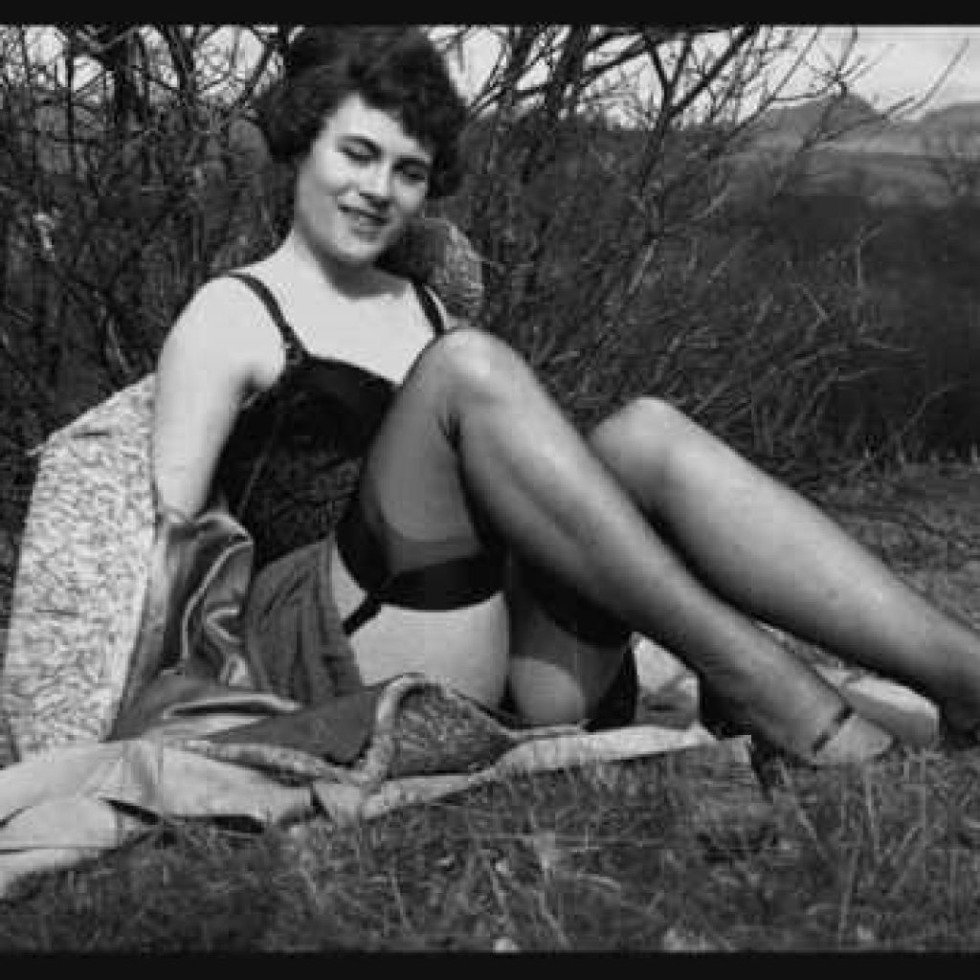 Form of the buttocks in women