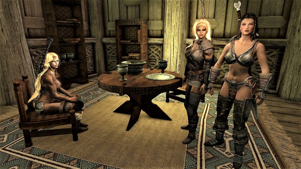 Huscarl Lidia Replaiser