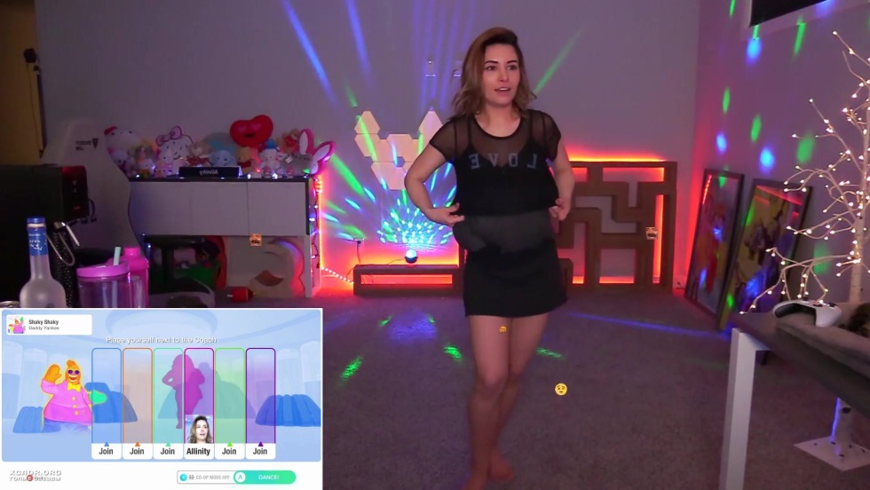 Public Agent - Stacy Cruz - Flash Those Perfect Tits for Cash