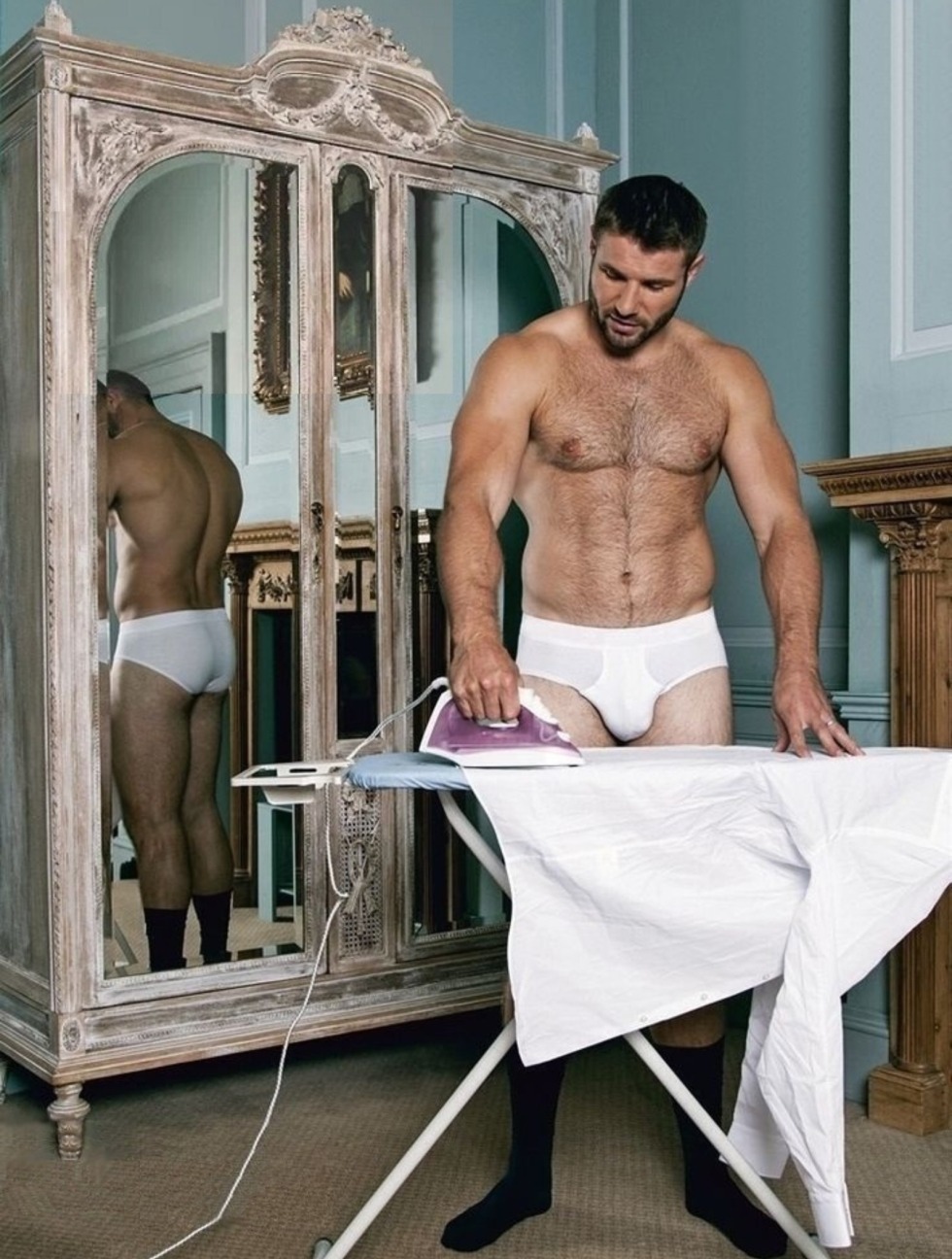 Homosexuals without panties