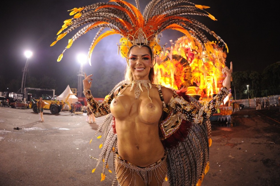 Viviana Castro Carnival