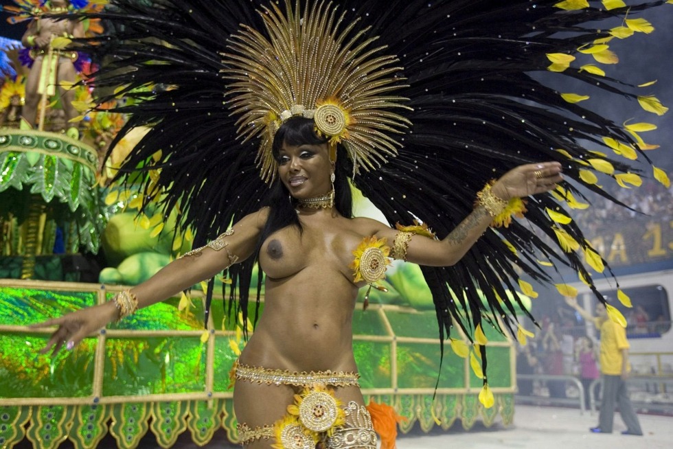 Viviana Castro Carnival