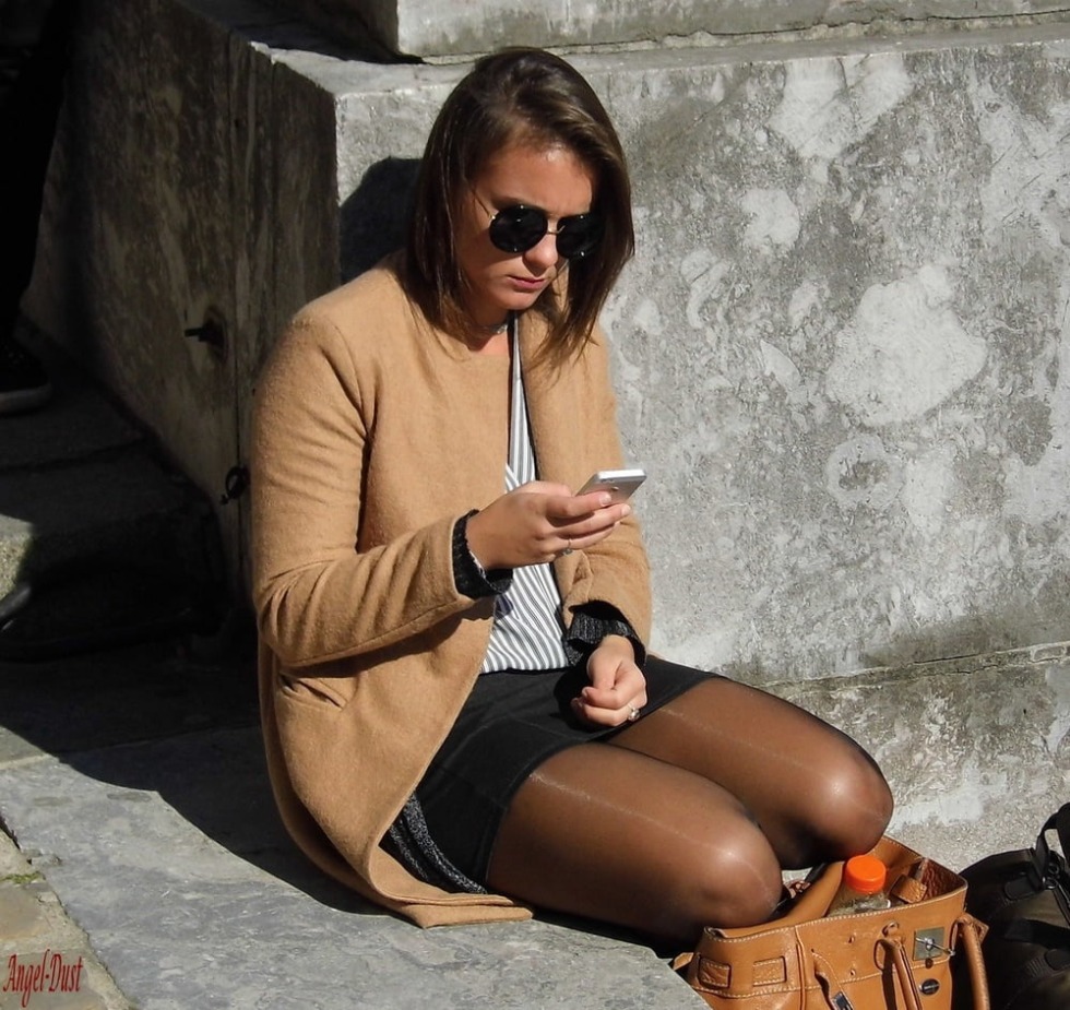 Feet in nylon on the streets