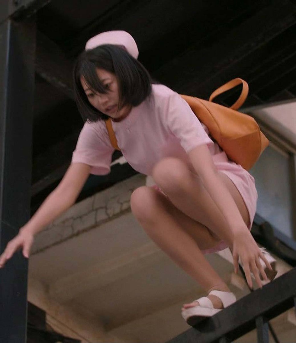 Rina Takeda without panties