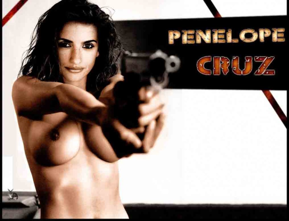 Penelope Crucian boobs in films