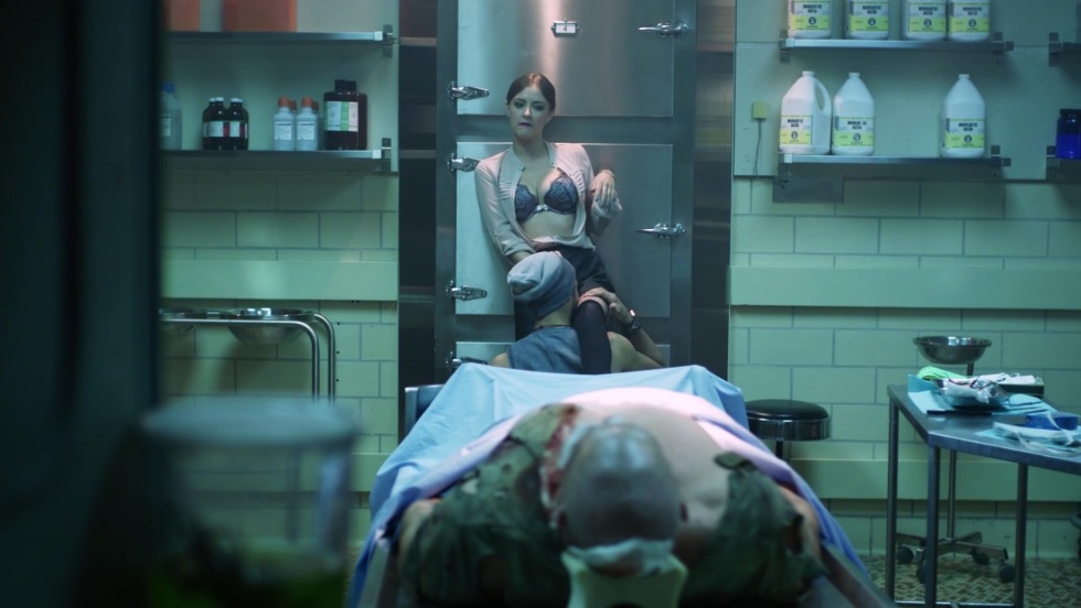 Katherine Isabelle in See No Evil Sex