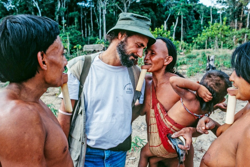 Indians shing women naked