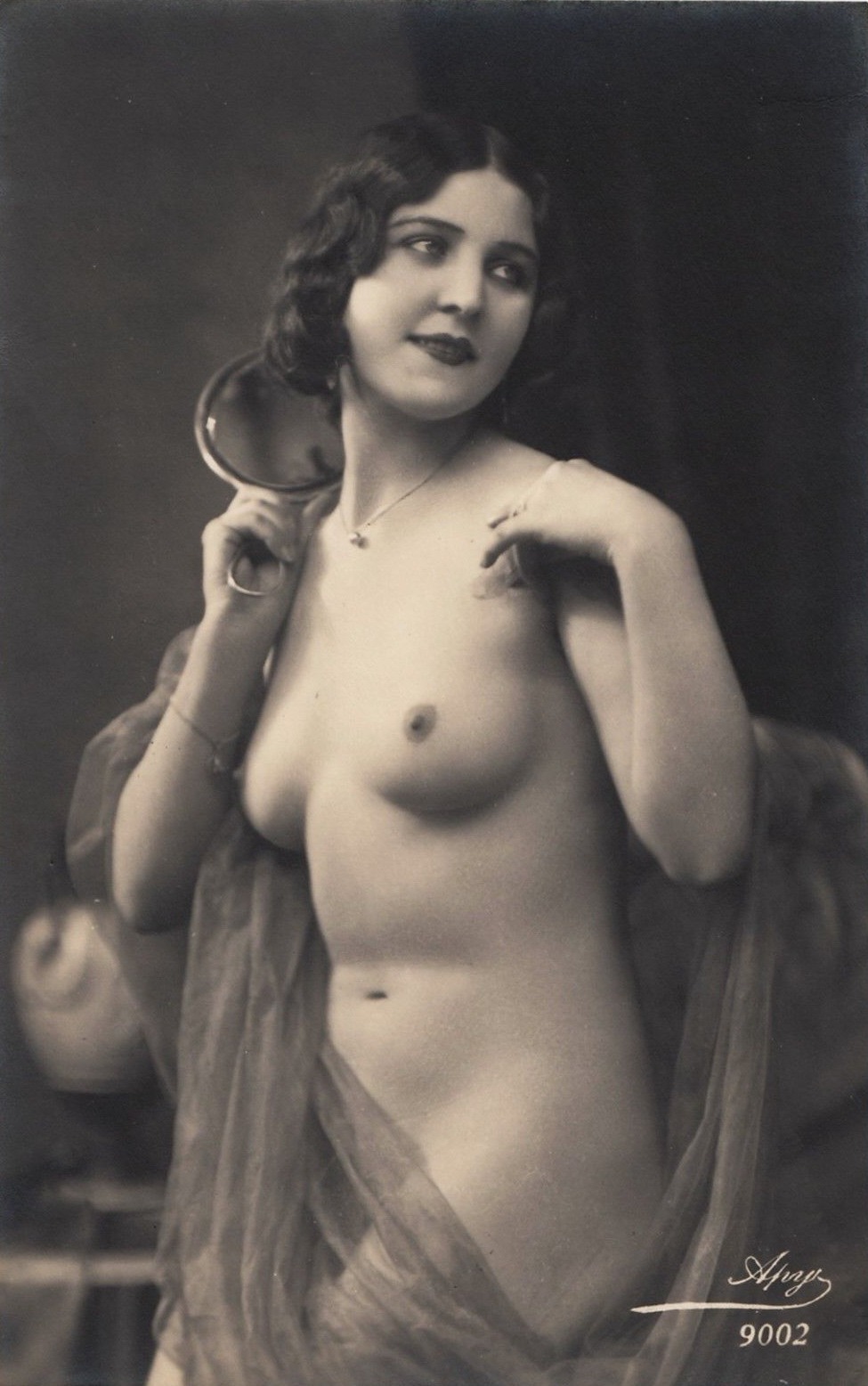 Nude girls of the last century