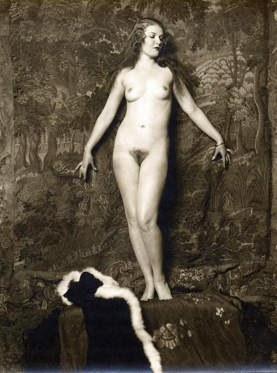 Naked women of past centuries