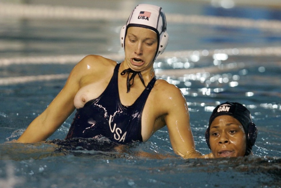 Water polo piquant moments