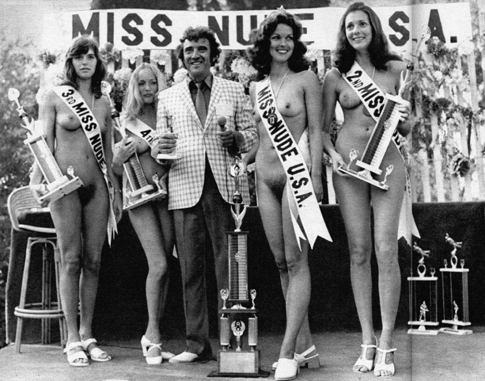 Beauty contest of naked 90s