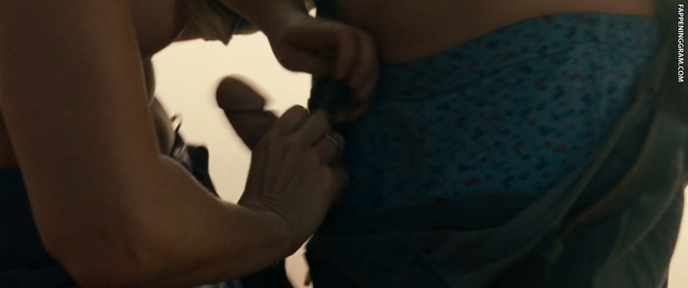 Ekaterina Rednikova breast in the film House