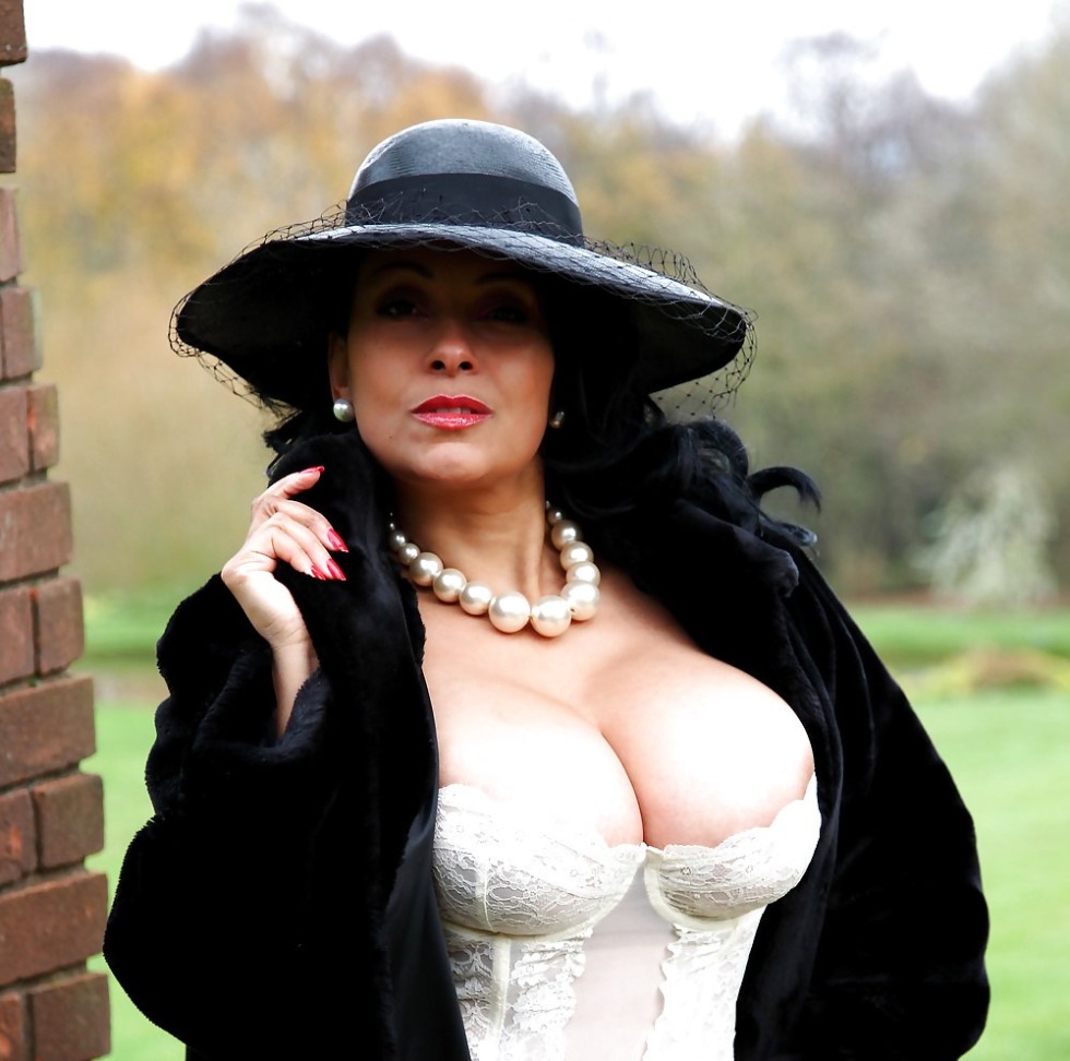 Danika Collins nude in a hat