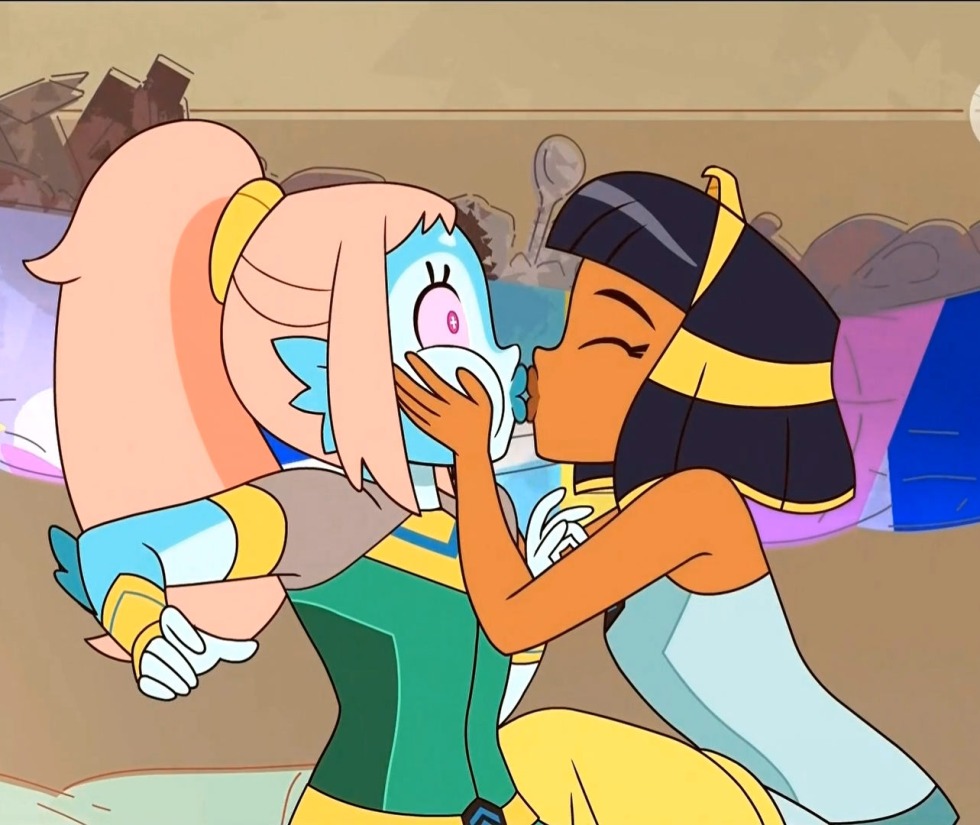 Cleopatra in space 2019