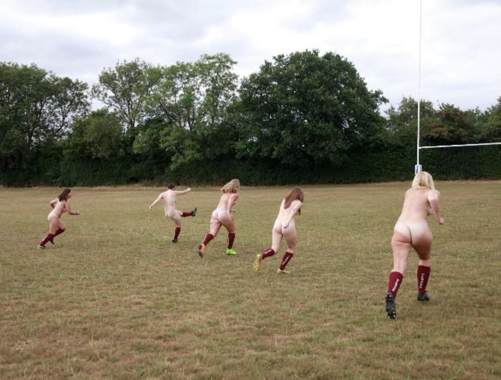 Women's team of rugby undressed
