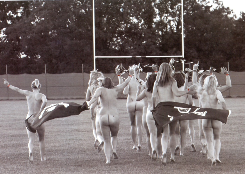 Naked black women rugbites