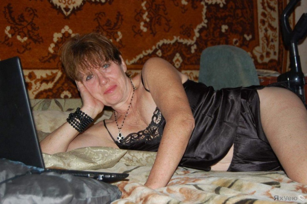 Elderly women from social networks