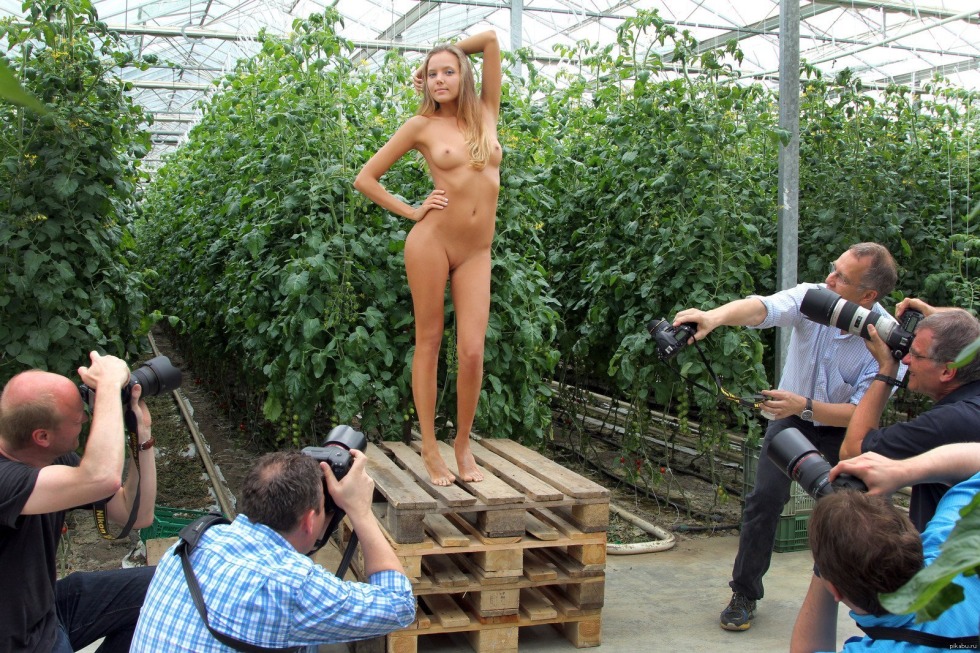 Naked women in public places