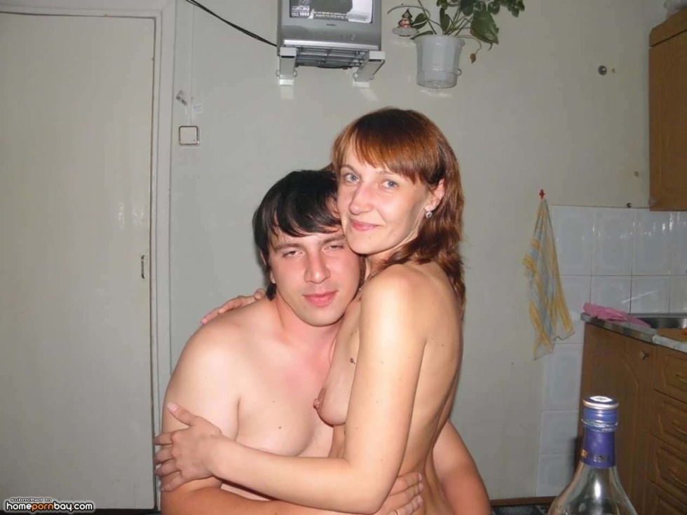 Naked Oksana Demenko with her friend