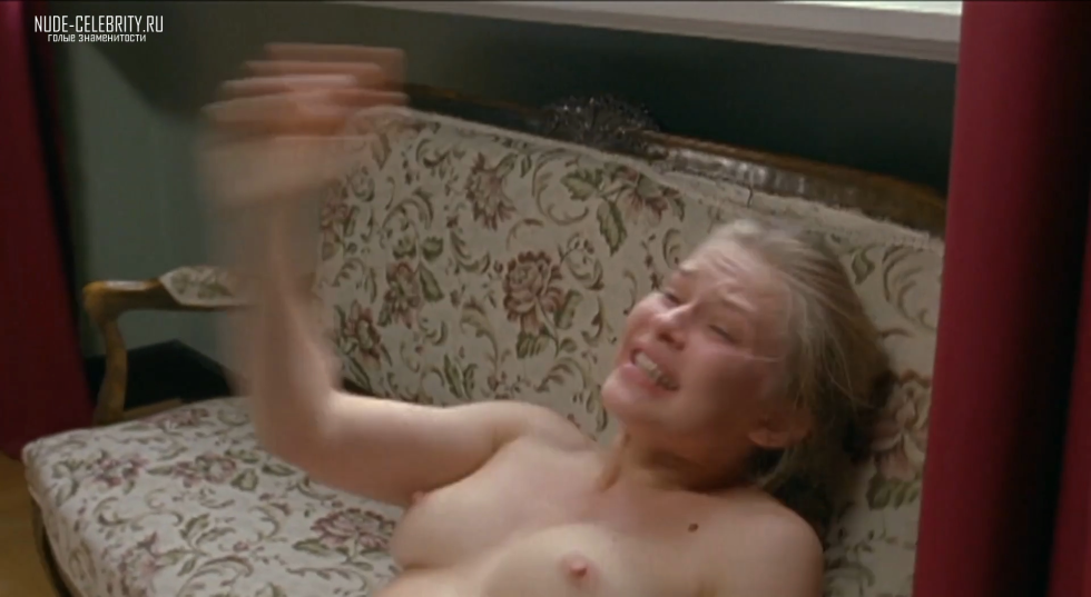 Actress Julia Peresyld Tits