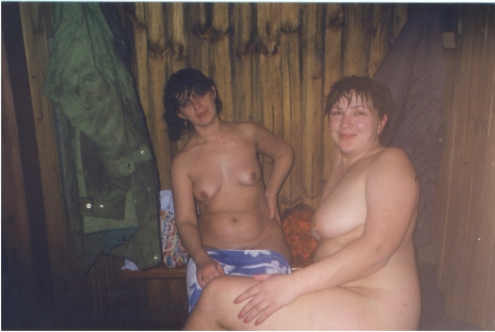 Naked mature women in the bathhouse