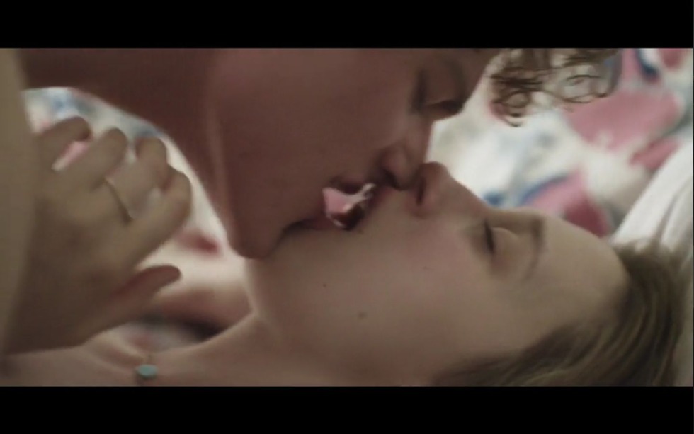 Taissa Farmiga photo naked