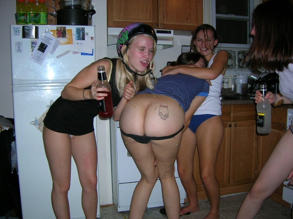 Drunk girls undress