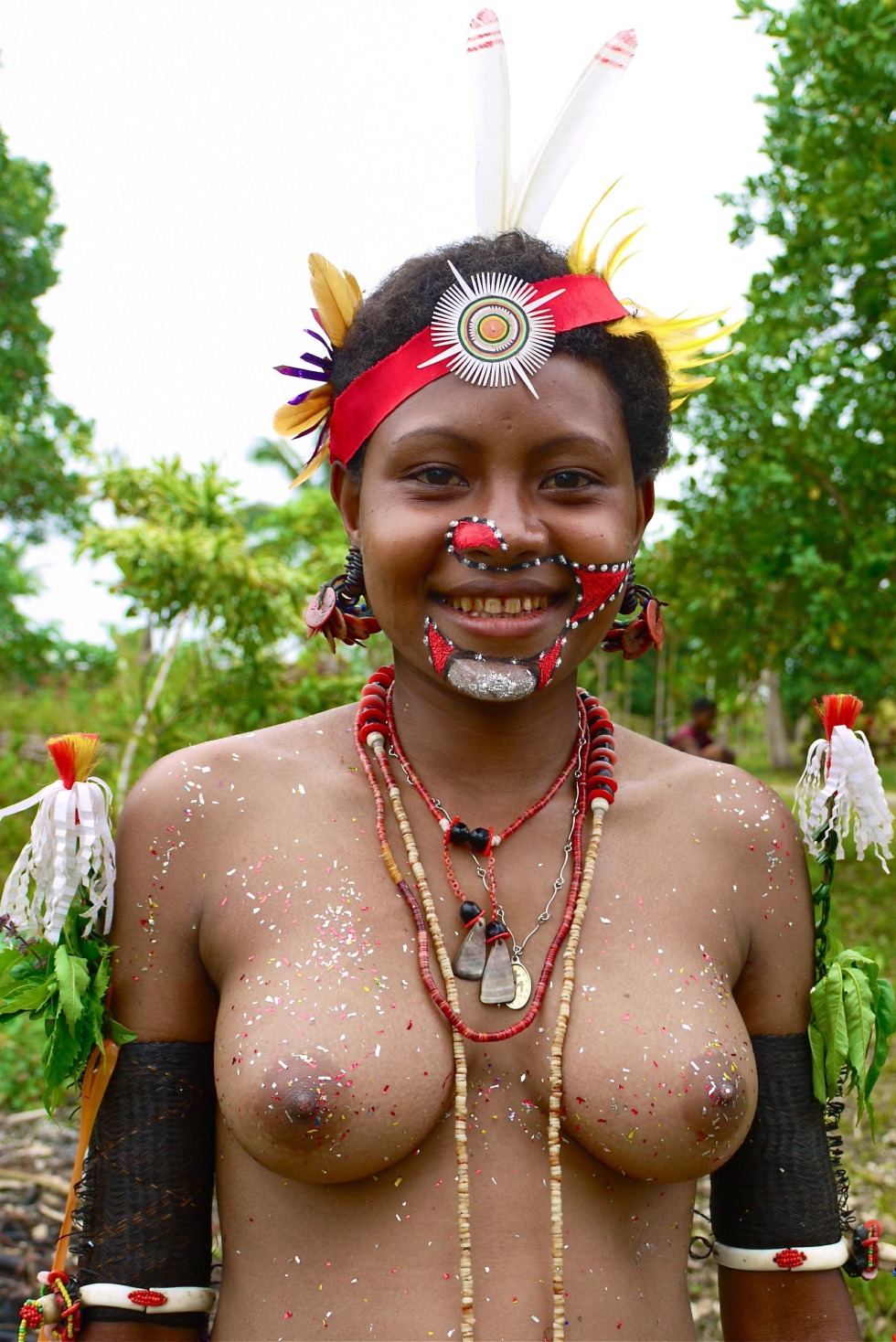 Aborigines women are naked
