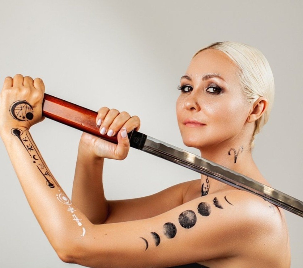 Naked astrologer Volodin