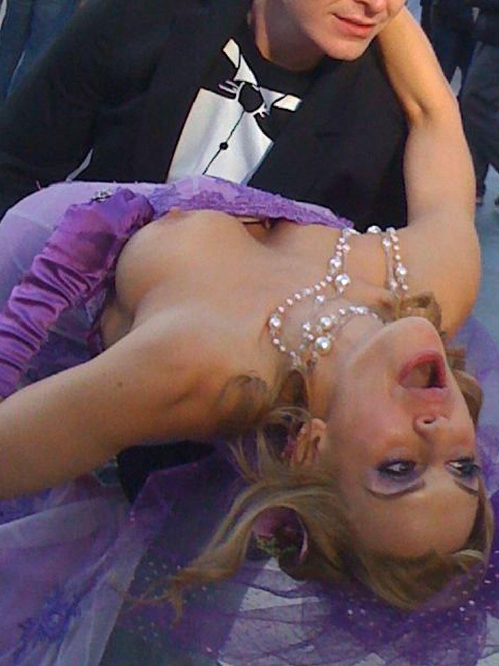 Erotic incidents of stars