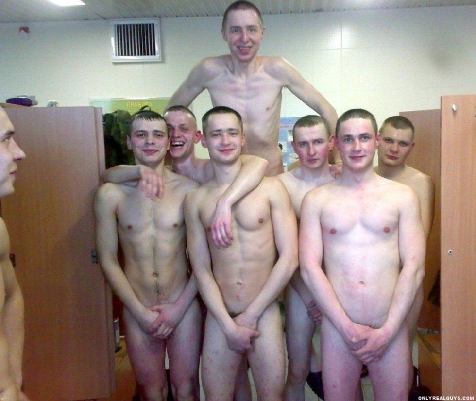 Naked Russian soldiers