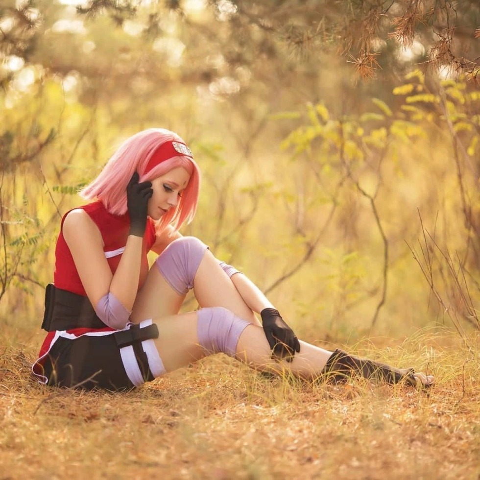 Sakura Haruno Sexy Cosplay