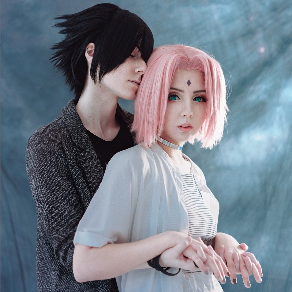 Sakura Haruno and Sasuke Uchiha Cosplay
