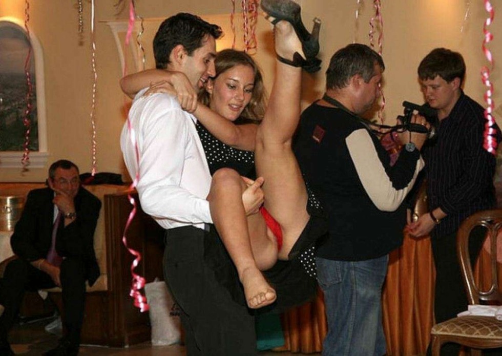 Erotic competitions at the wedding