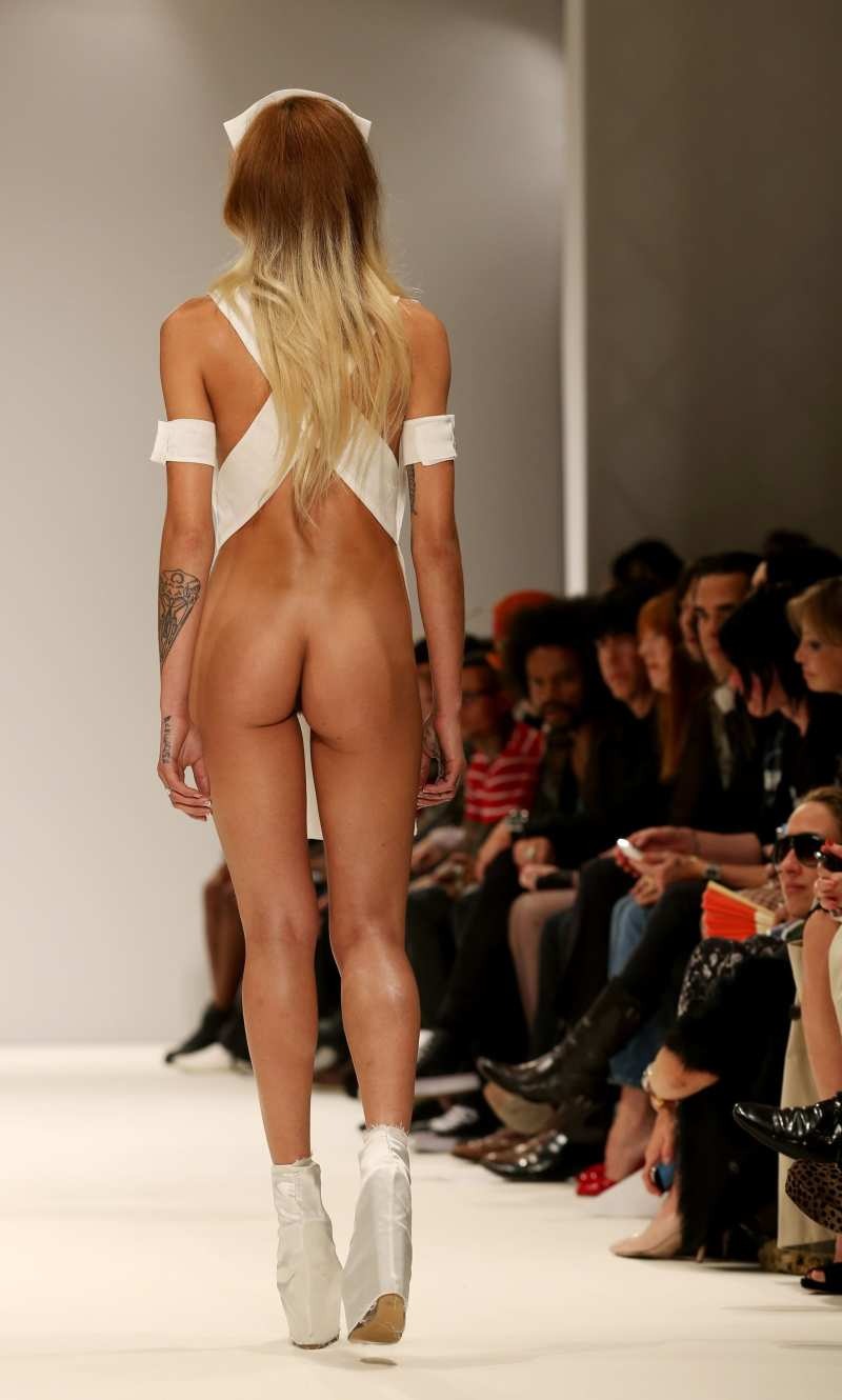 Madalina John Philip Naked