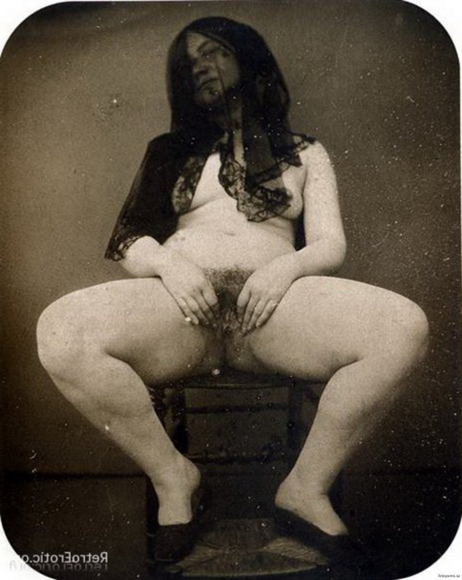 Naked women of the past