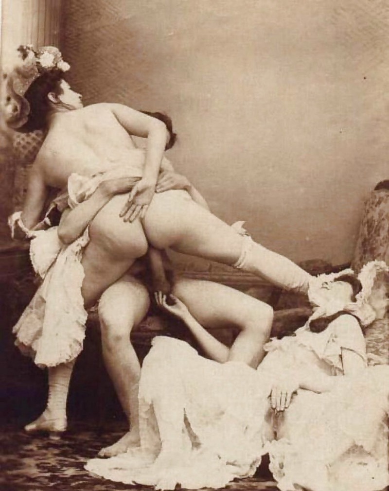 Old erotic pictures