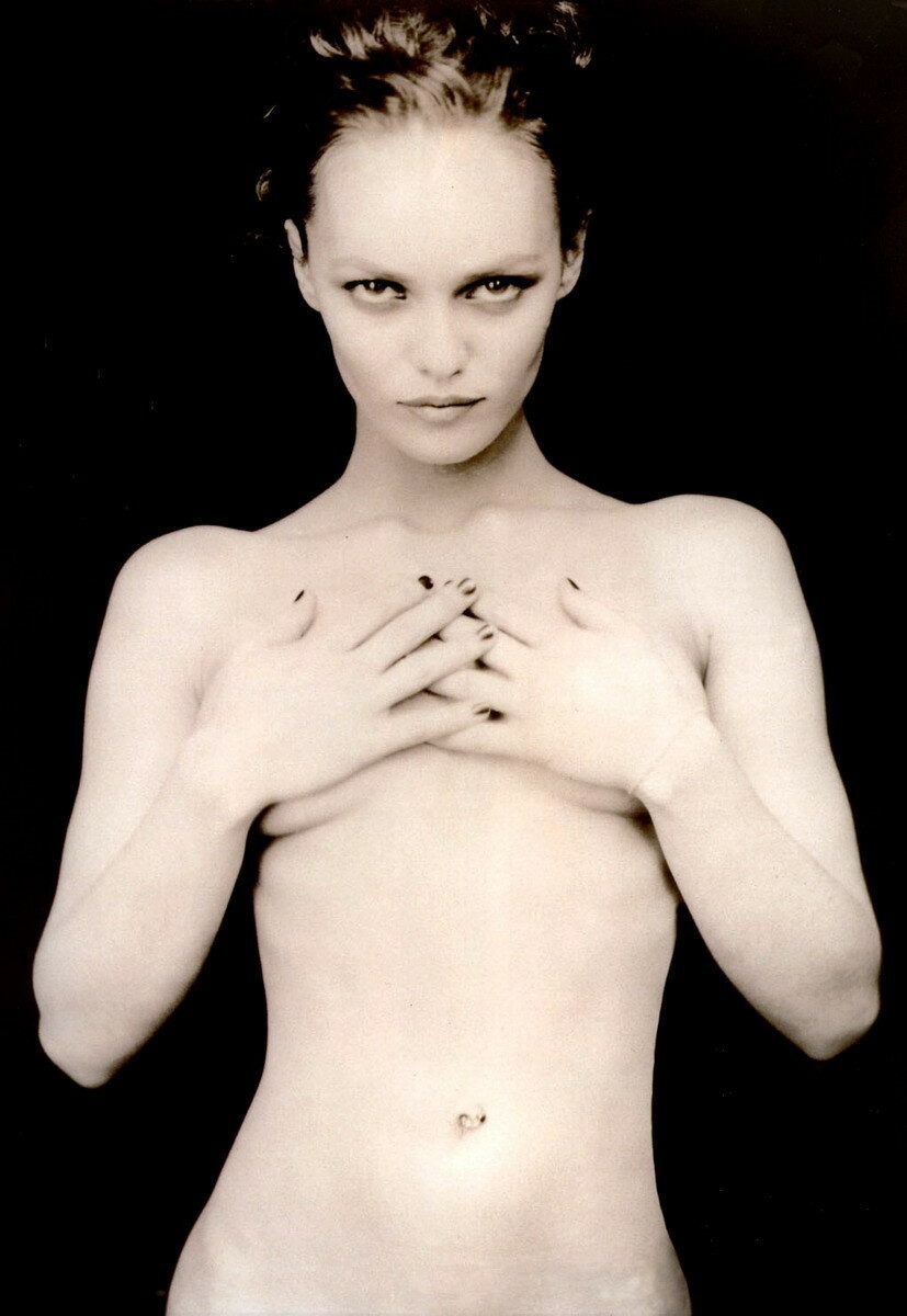Vanessa Paradis is erotic