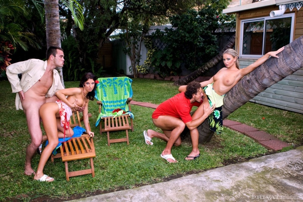 Fuck in a summer cottage