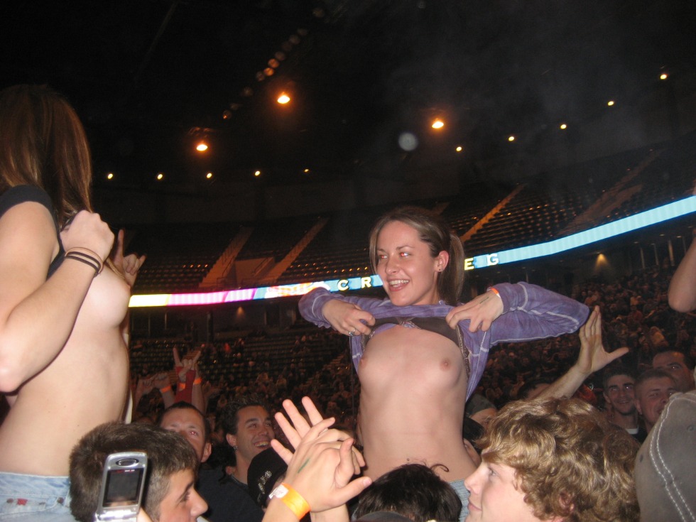 Girls Topless at concerts