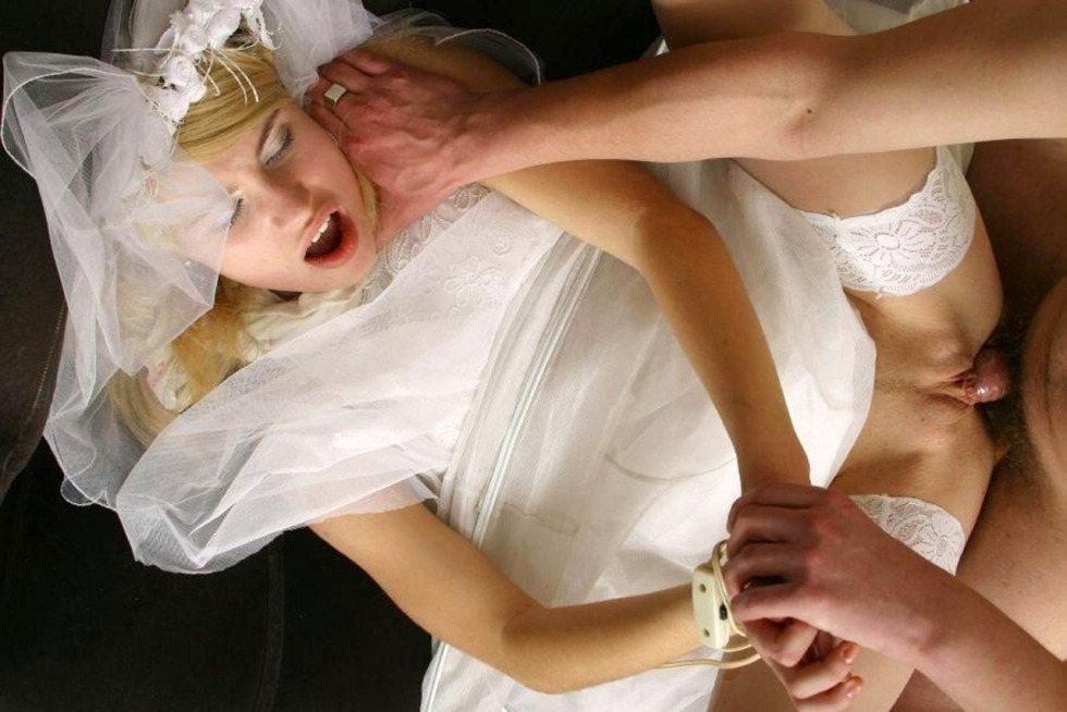 Naked bride on the first wedding night